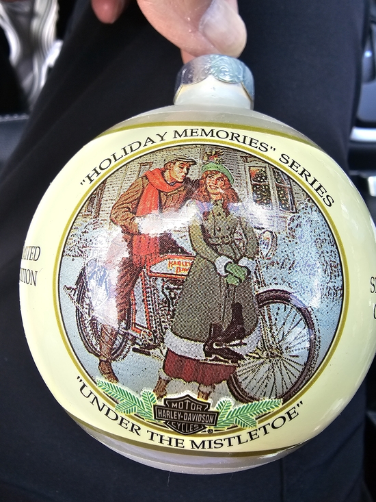 Harley-Davidson Other - 1994 Harley-Davidson Yellow and Green 'Under the Mistletoe' Holiday Ornament